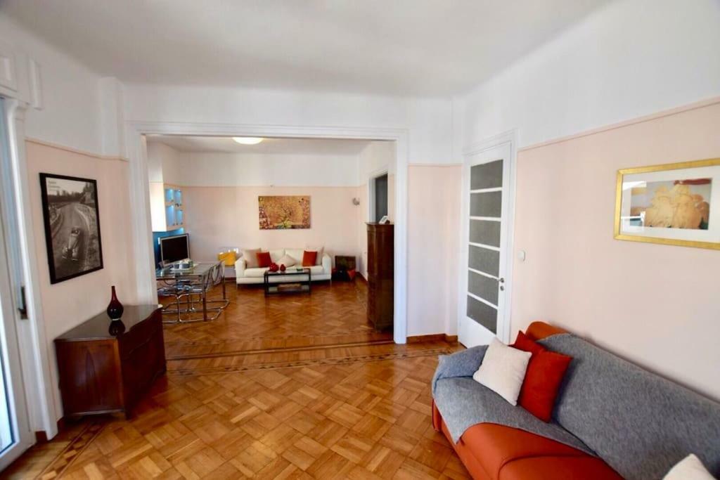 Spacious & Sunny Kolonaki Apt 5 Mins Metro/Acx3/1.5 Bt Αθήνα Εξωτερικό φωτογραφία