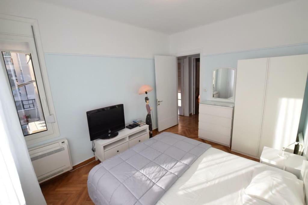 Spacious & Sunny Kolonaki Apt 5 Mins Metro/Acx3/1.5 Bt Αθήνα Εξωτερικό φωτογραφία